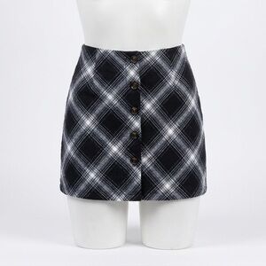 SHEIN Black & White Tartan Plaid Button Front Mini Skirt Women’s Medium Preppy